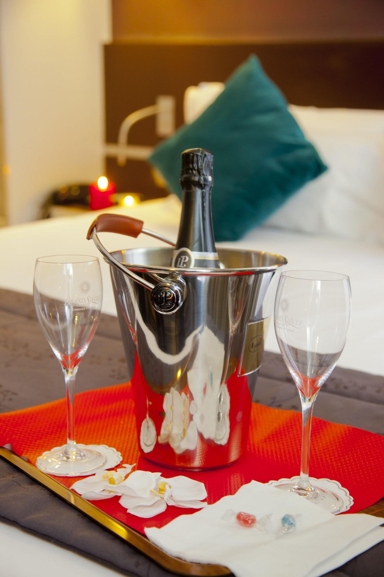 Hotel Lumieres Montmartre Paris Eksteriør billede