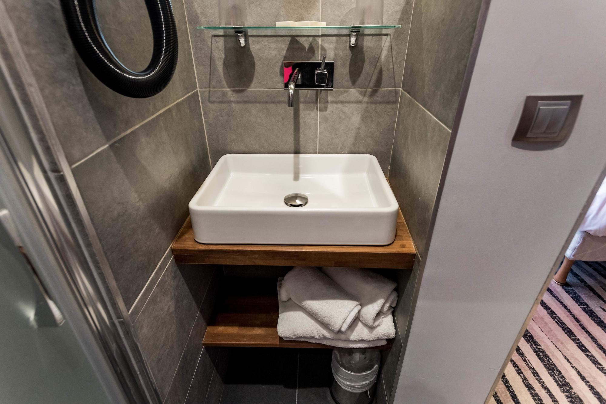 Hotel Lumieres Montmartre Paris Eksteriør billede