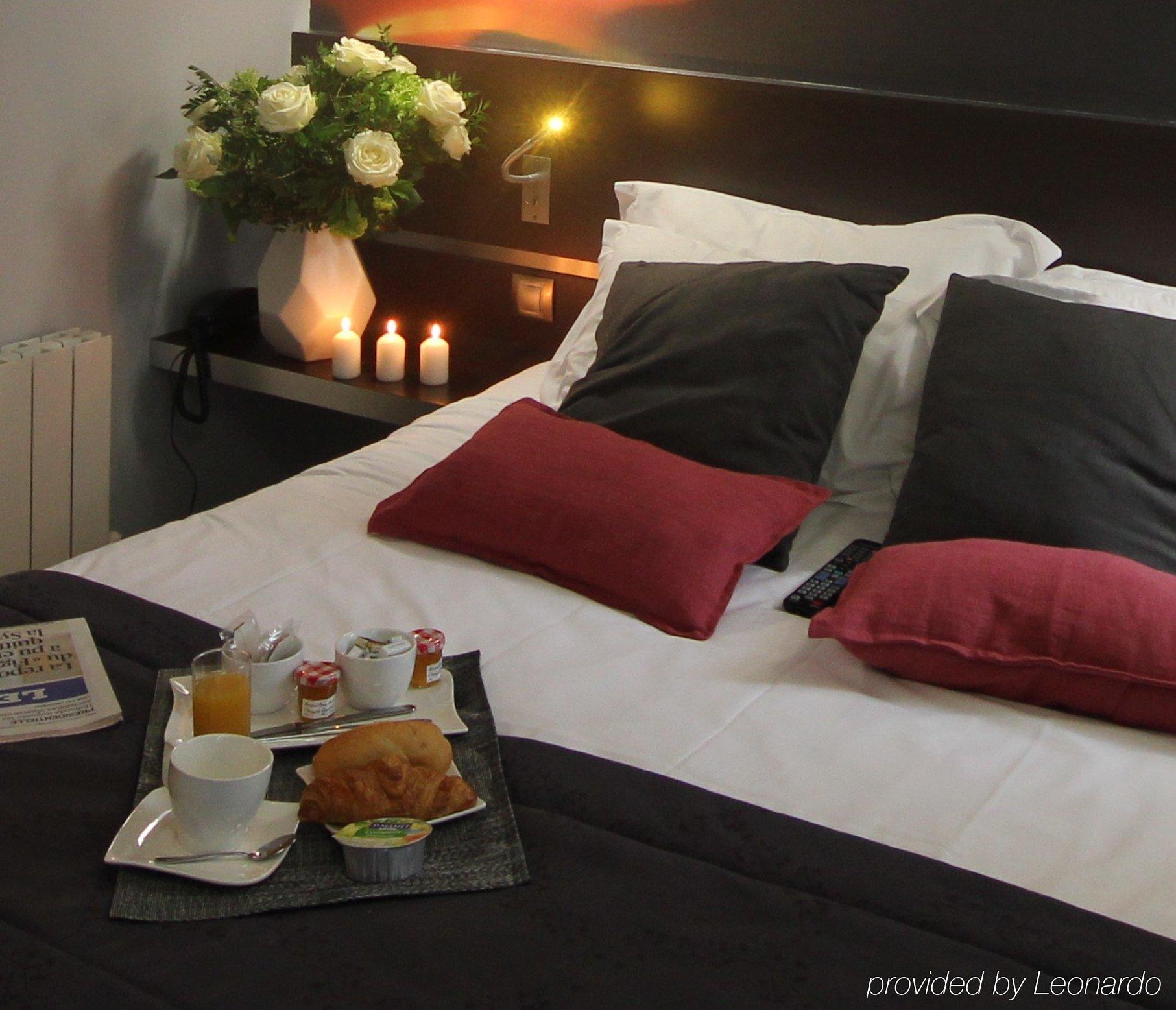 Hotel Lumieres Montmartre Paris Værelse billede
